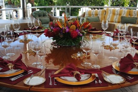 elegant wedding table reception