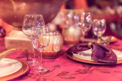 Which Wedding Food Service Style Is Right for You