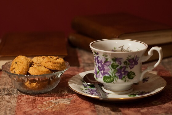 Inspired Teas and Chewy Sugar Cookies Make an Unexpected Perfect Pair