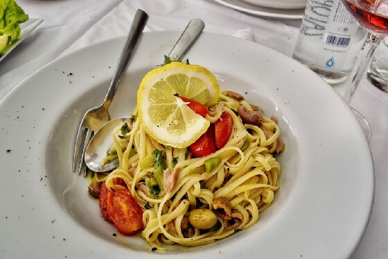 Pasta Al Tonno: Italian Jackfruit ‘Tuna’ Pasta [Vegan, Grain-Free]