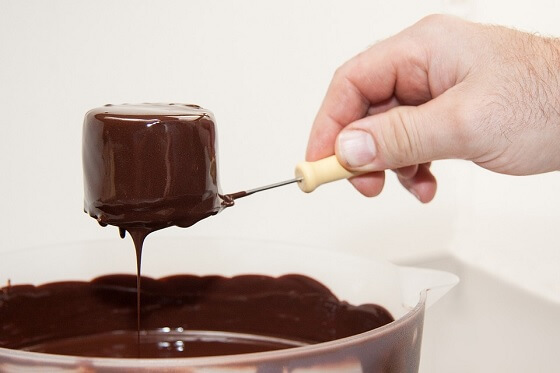 How To Make the Best Chocolate Avocado Pudding