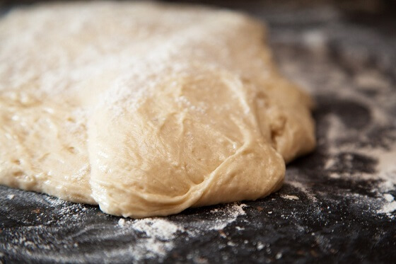 No-Knead Whole Wheat Pizza Dough