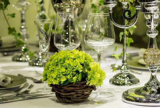 Romantic Green Bridal Inspiration with Elegant Florals